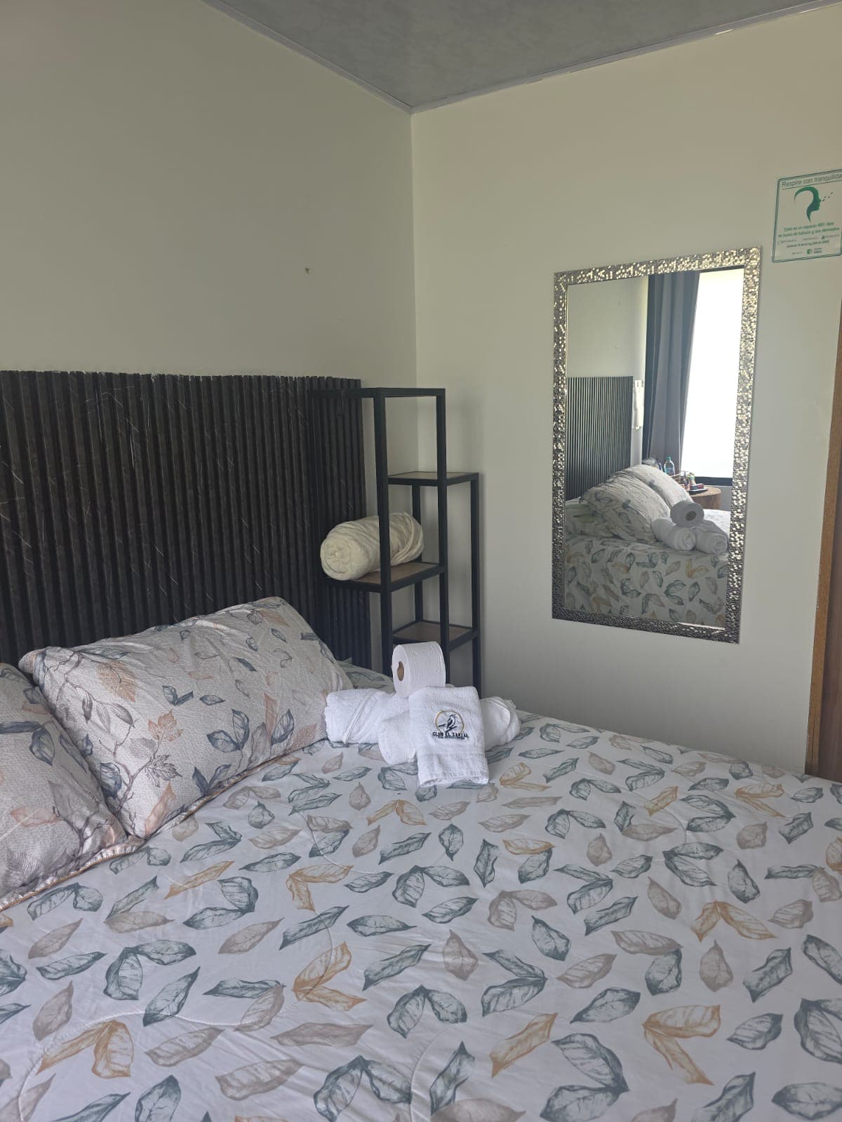 Habitación 5 · 4 personas